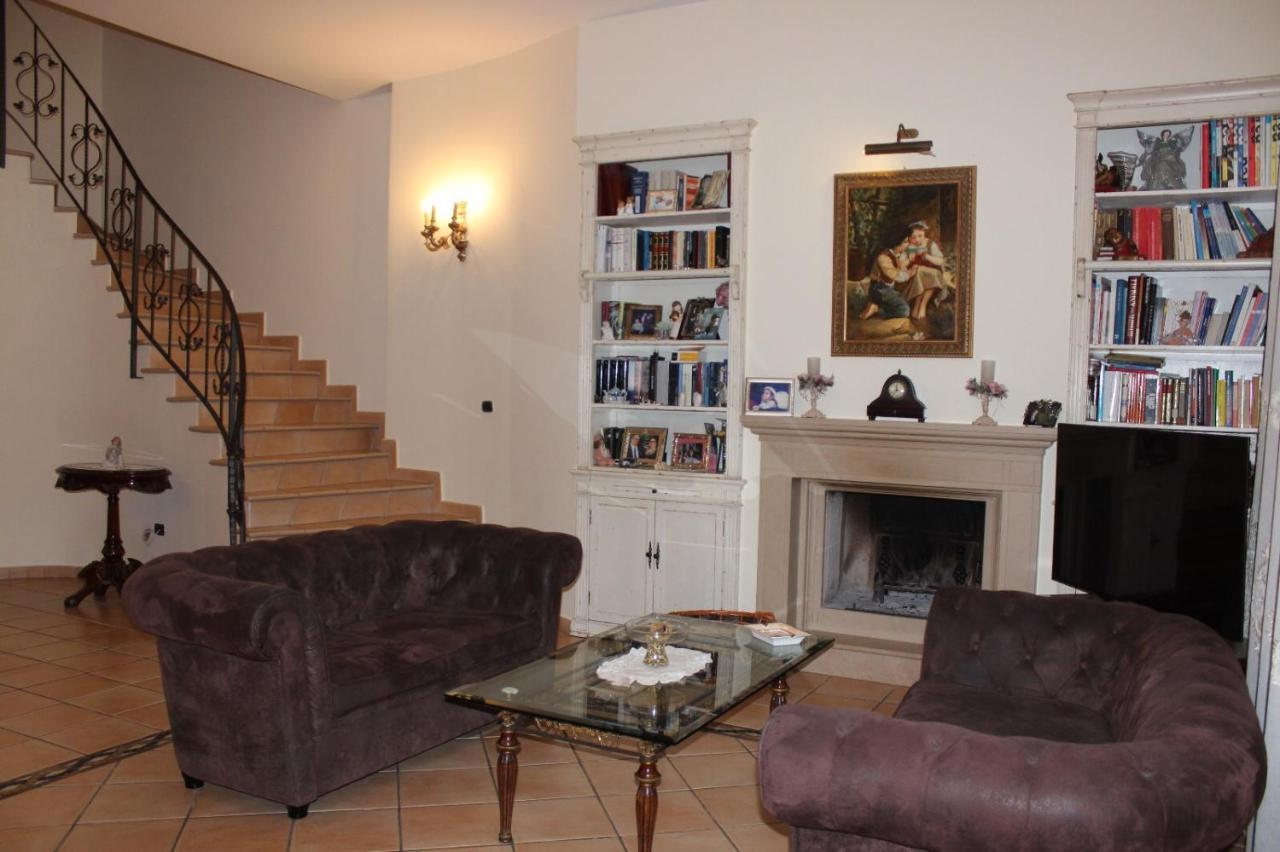 Villa Ro Luxury Ликата Екстериор снимка