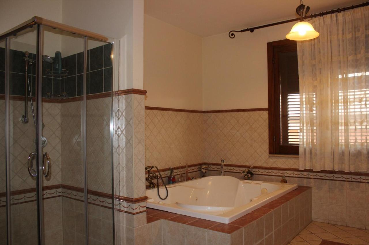 Villa Ro Luxury Ликата Екстериор снимка
